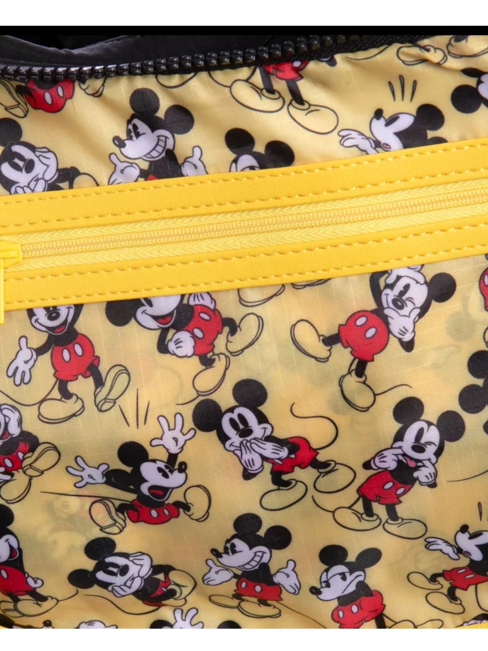 Mickey Mouse Standing Shoulder Bag - Picture 3 of 4